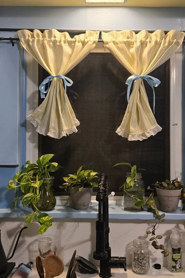 Pale Yellow Cotton Curtains for a Cheerful Breakfast Nook
